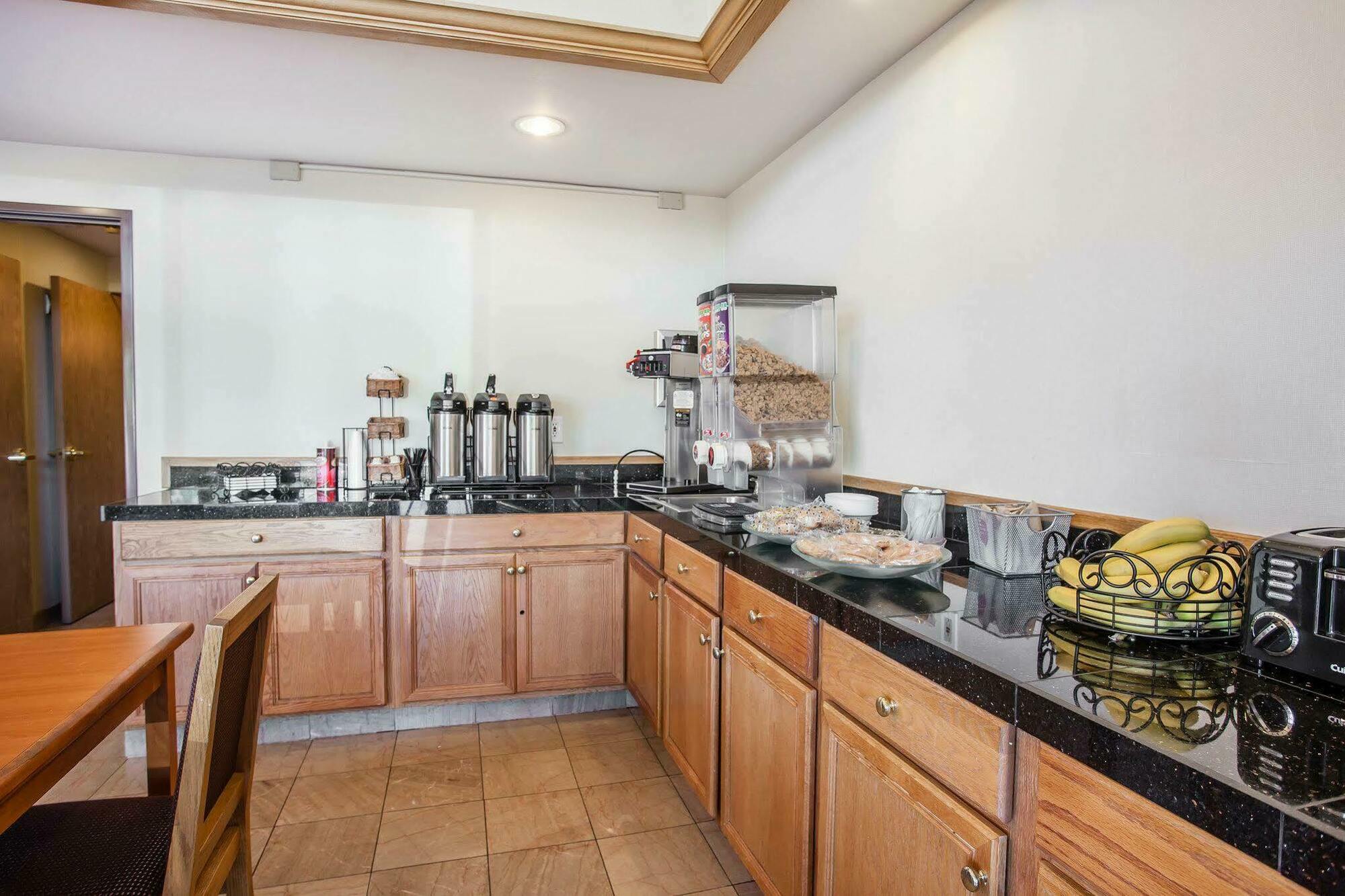 Econo Lodge Federal Way Bagian luar foto
