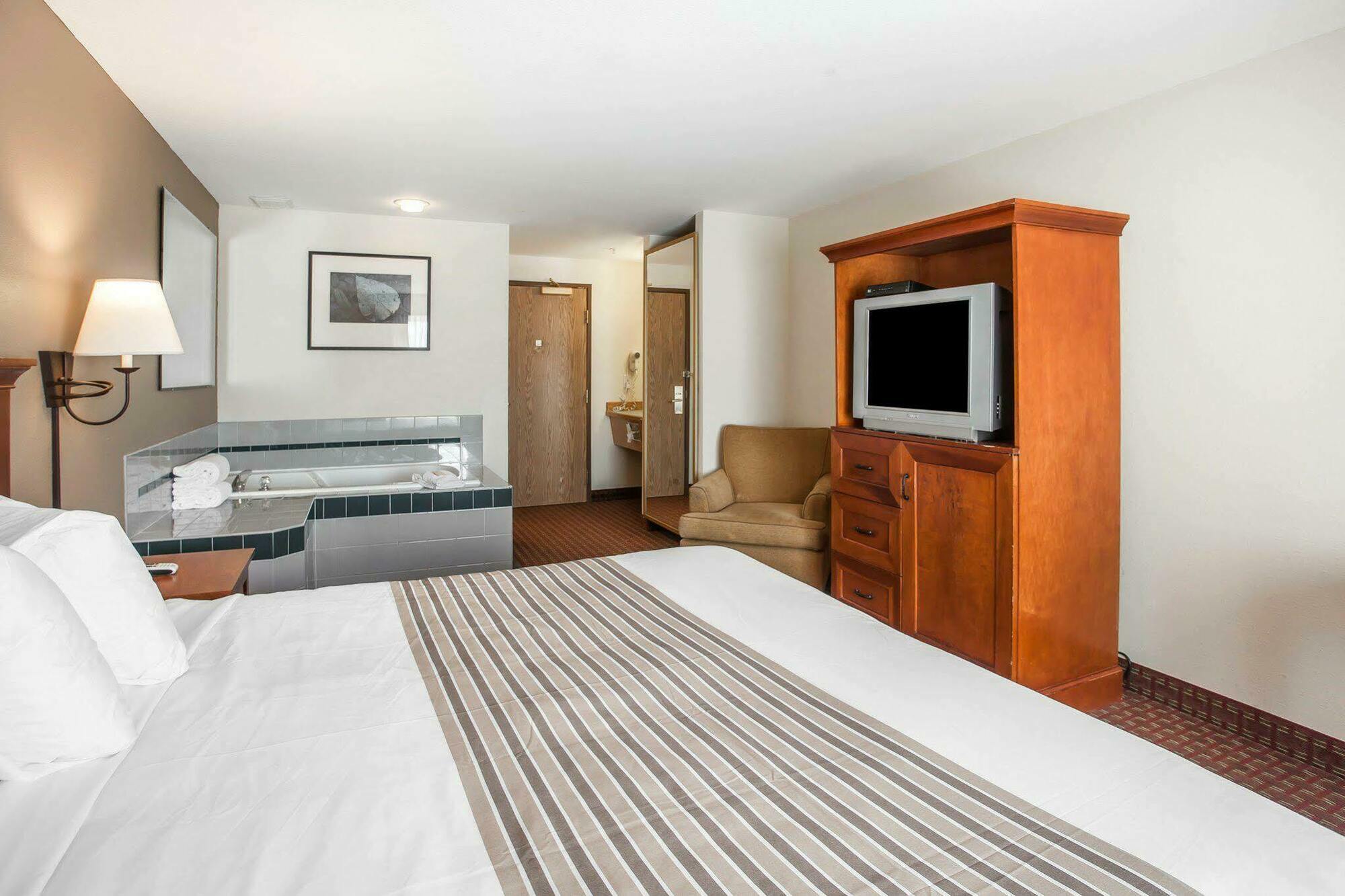 Econo Lodge Federal Way Bagian luar foto